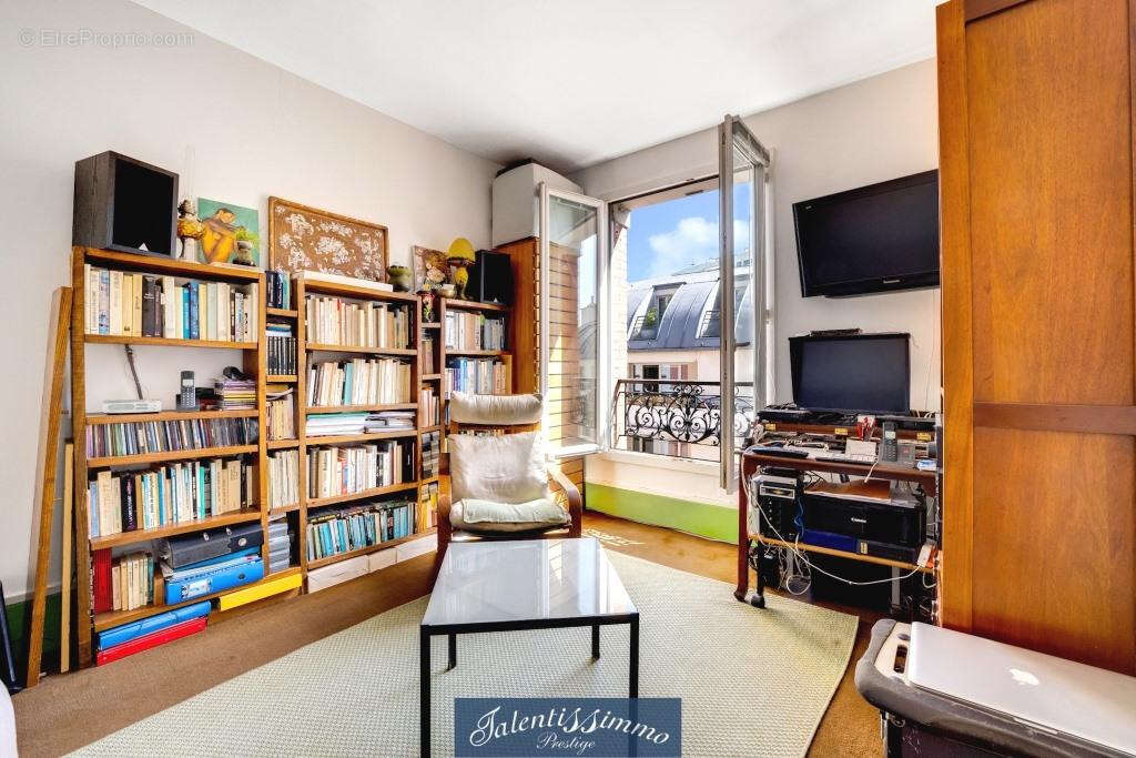 Appartement à PARIS-12E
