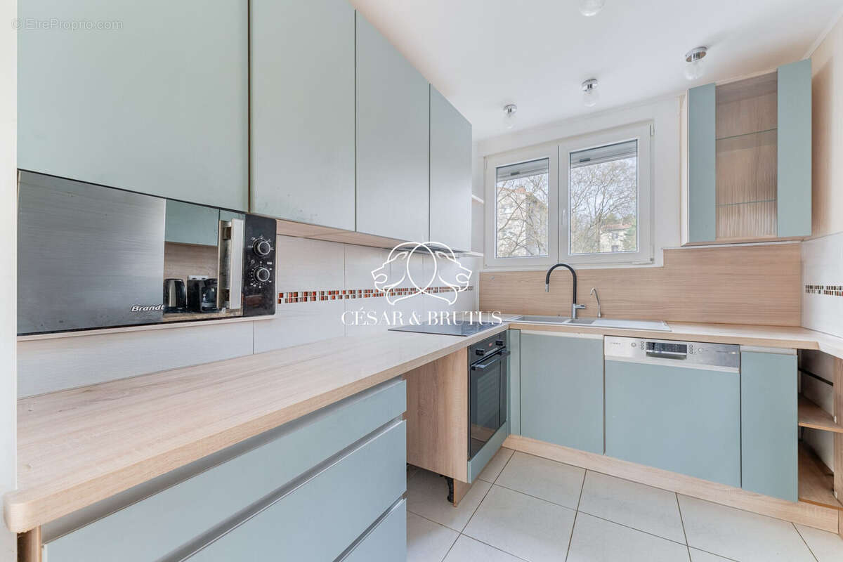 Appartement à LYON-9E