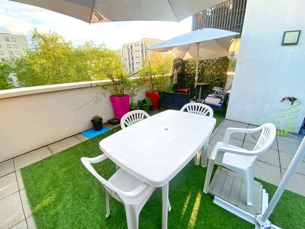 Appartement à SAINT-FONS