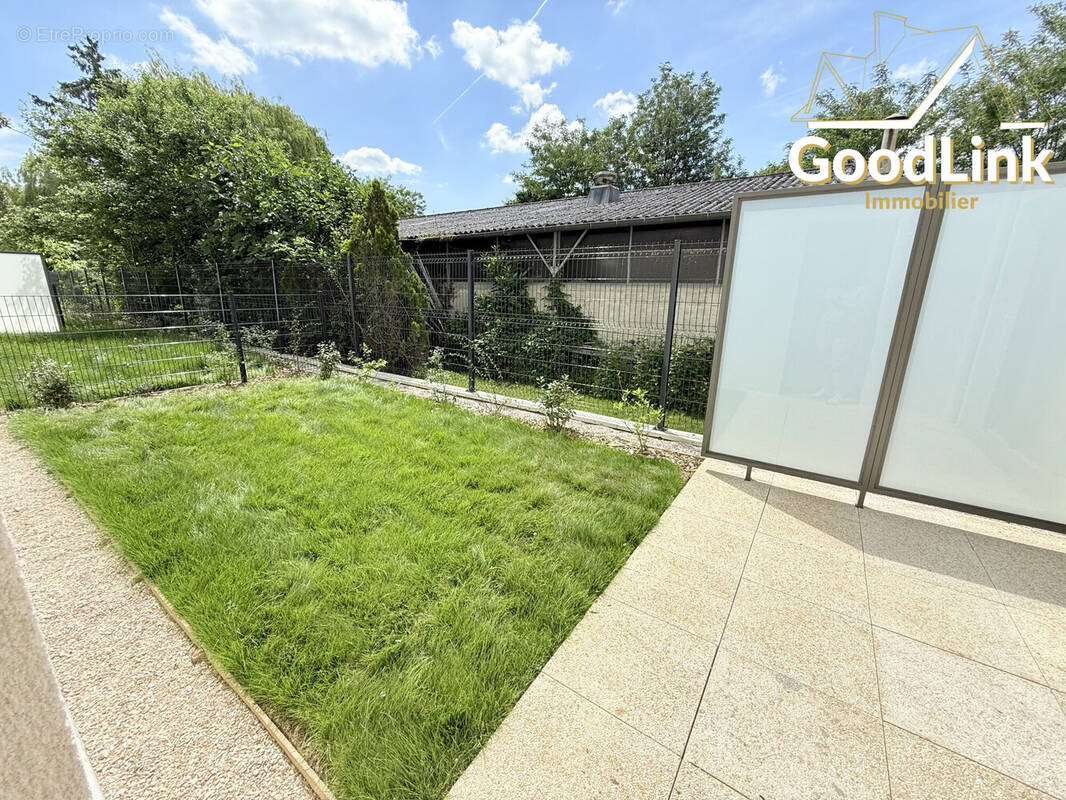 Appartement à MOISSY-CRAMAYEL