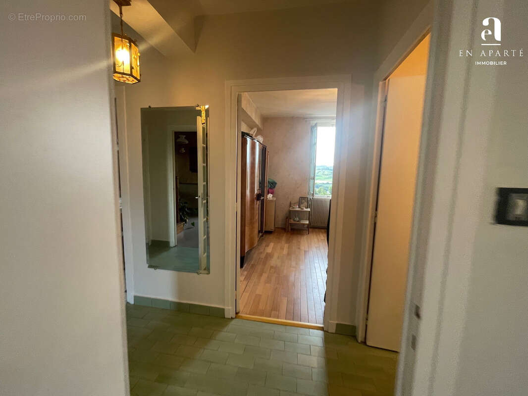 Maison à SAINT-MARTIN-EN-HAUT