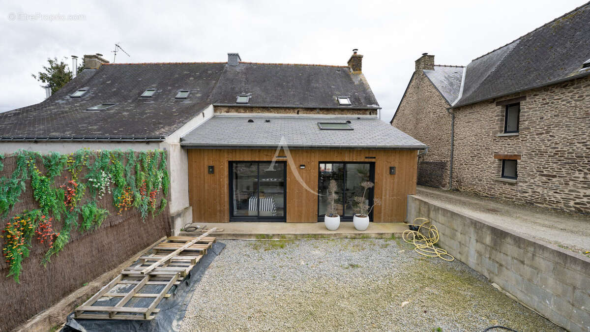 Maison à TAUPONT