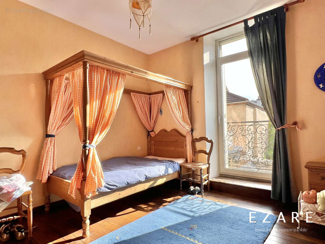 Maison à PLOMBIERES-LES-DIJON