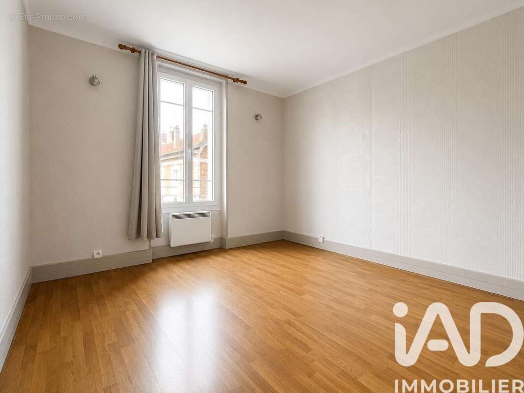 Photo 5 - Appartement à CORBEIL-ESSONNES