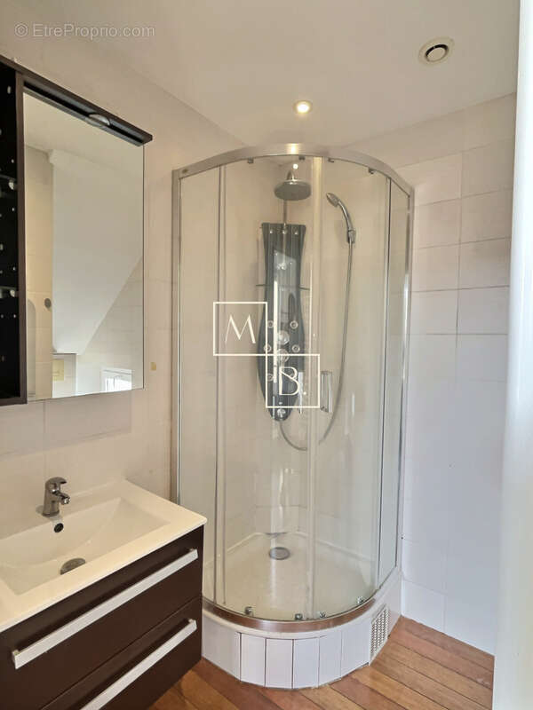 Appartement à CORBEIL-ESSONNES