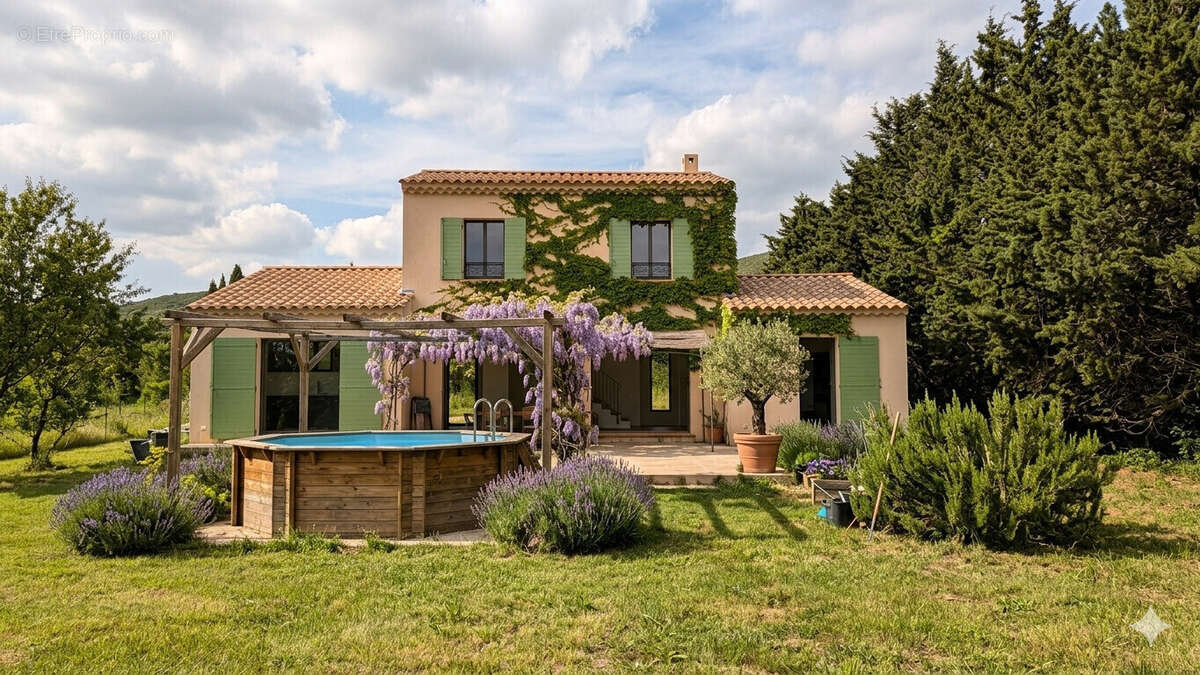 Maison à LOURMARIN