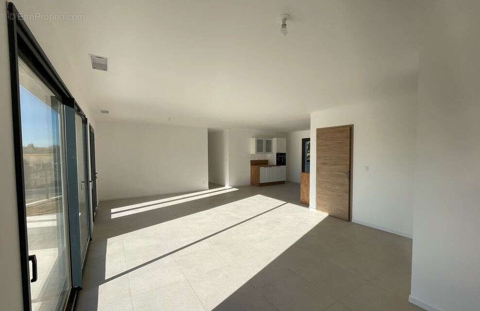 Maison à CUXAC-D&#039;AUDE