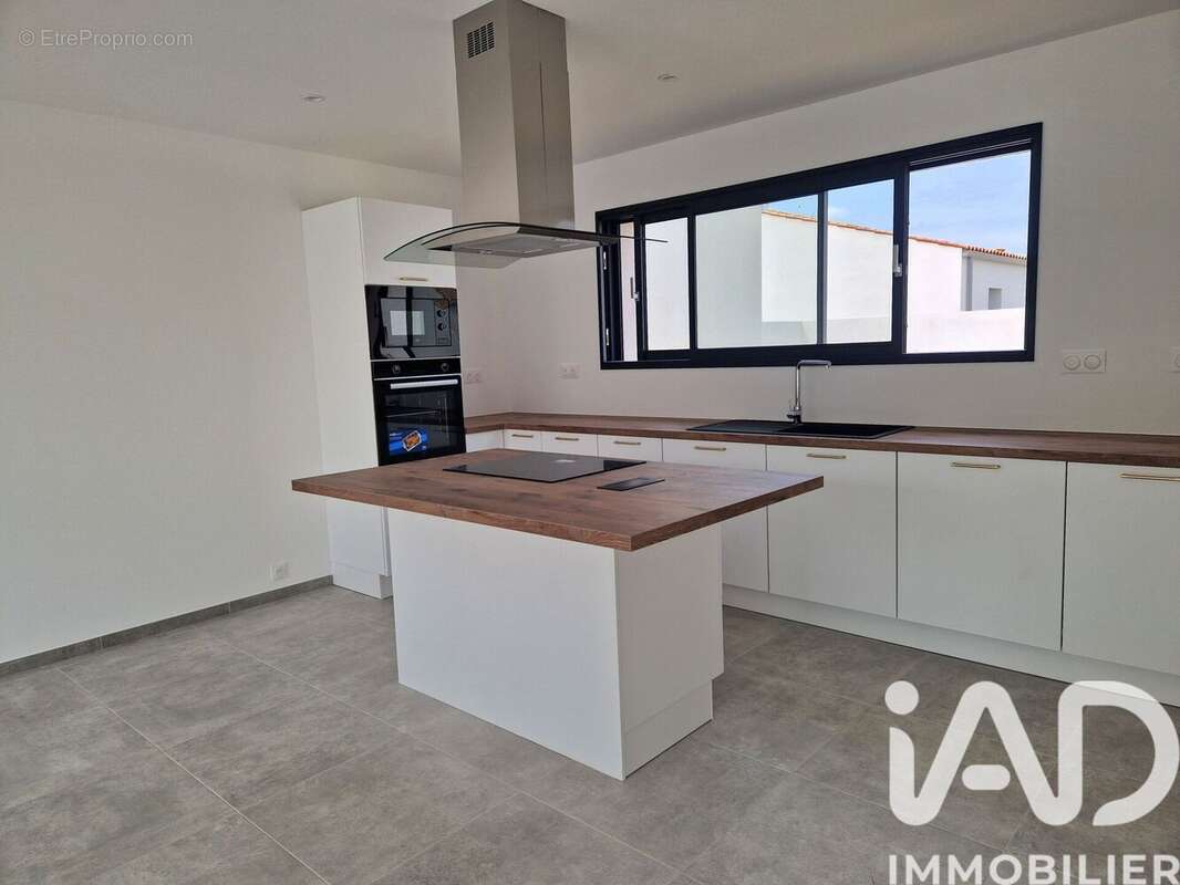 Photo 2 - Maison à BENON