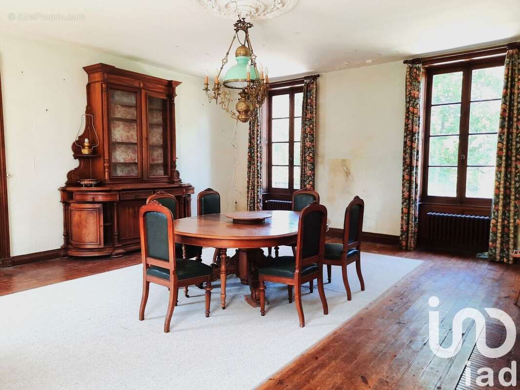 Photo 8 - Autre à SEGONZAC