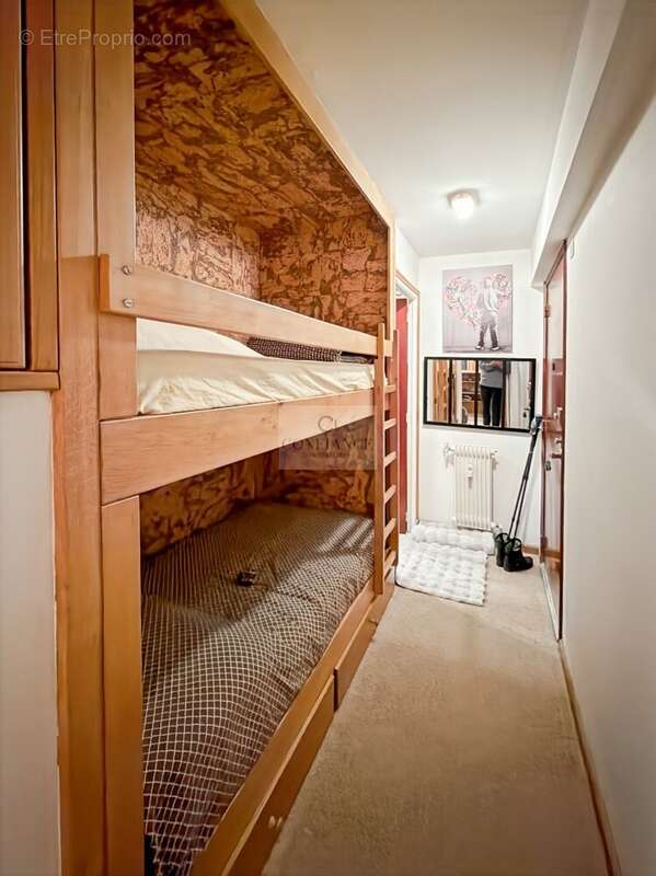 Appartement à SAINT-ETIENNE-DE-TINEE