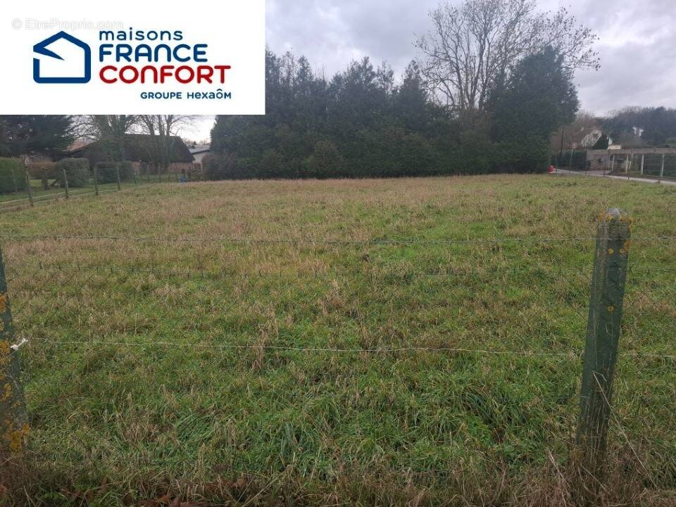 Terrain à BEAUMONT-LE-ROGER