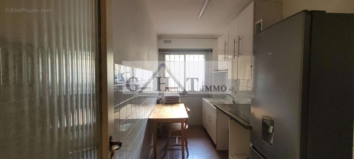 Commerce à LE CANNET