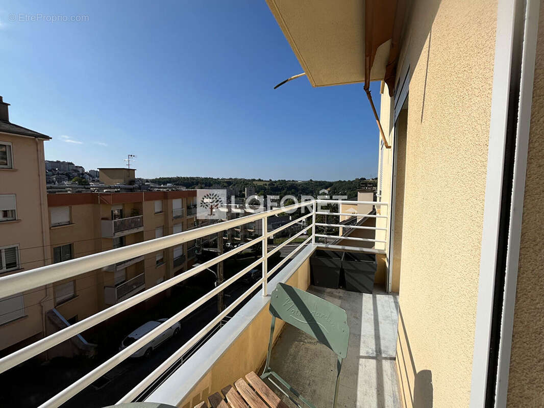 Rodez sud pres cv t4 traversant balcons buanderie jardin garage caves - photo 4