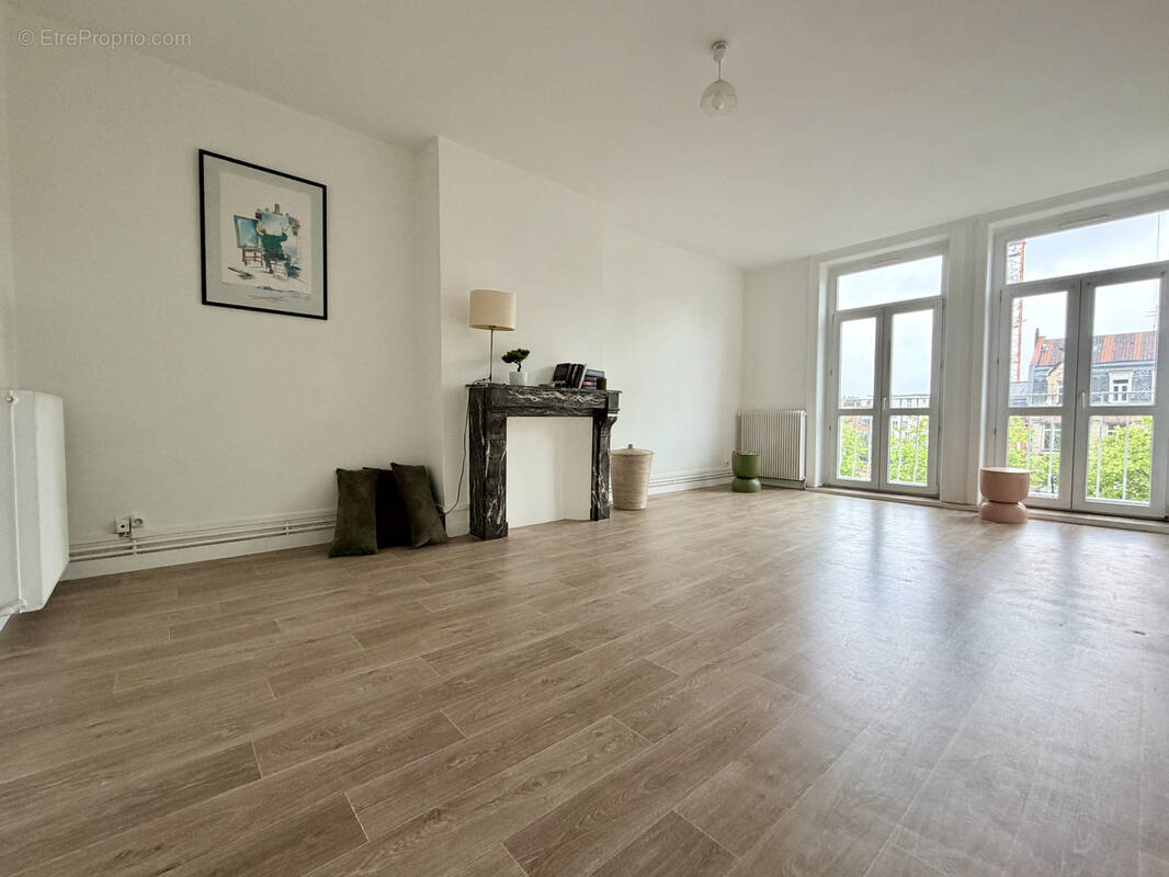 Appartement à LA MADELEINE