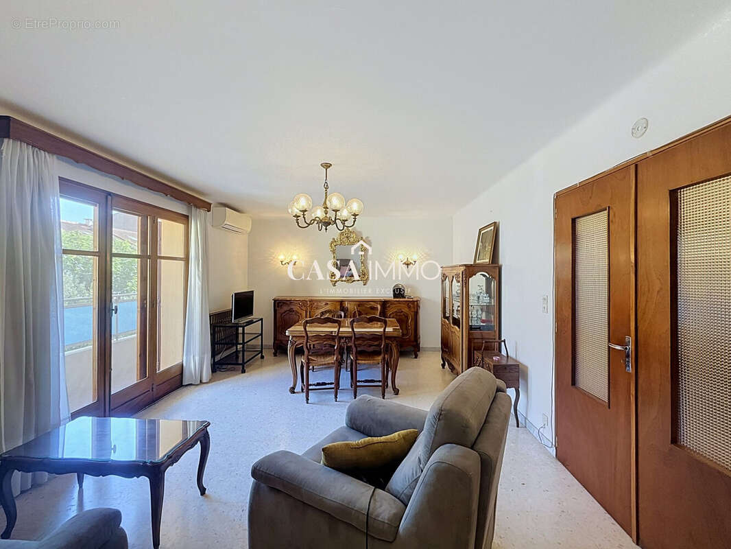 Appartement à HYERES