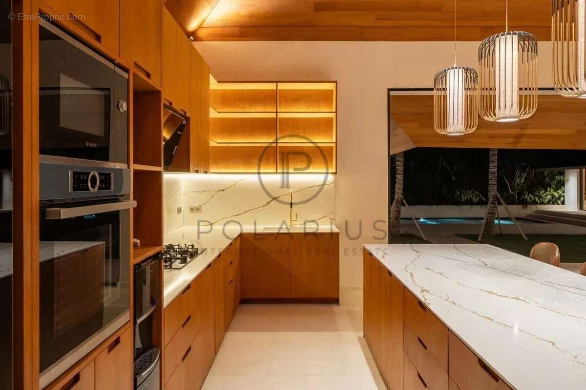 Villa exceptionnelle de 5 chambres à Pererenan  Vie en un seul niveau spacieuse et piscine privée de 20 mètres (Villa B) - photo 8