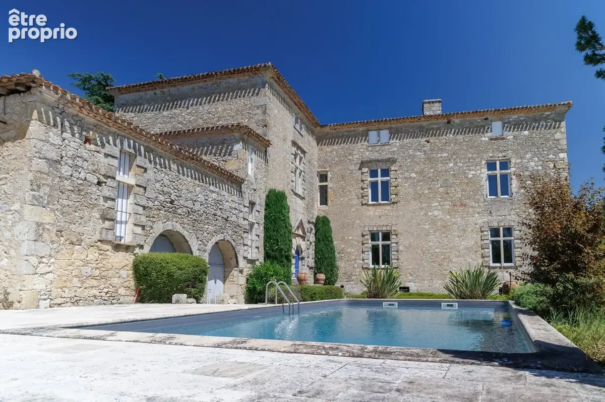 Château historique sur 19,5 hectares - photo 13