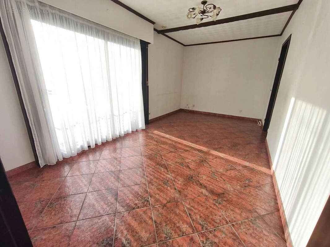 Maison à BRUAY-SUR-L'ESCAUT