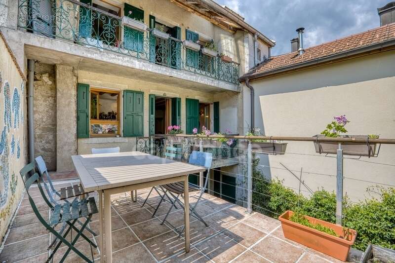 Maison à GEX