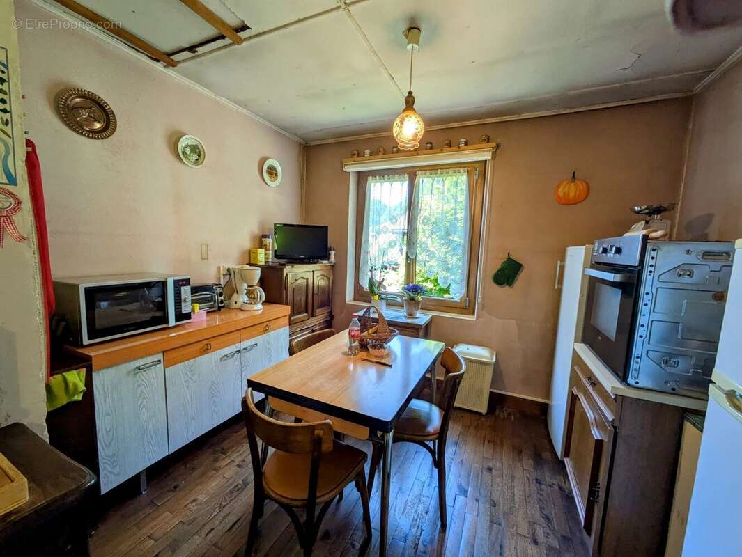 Maison à SAINT-NICOLAS-LA-CHAPELLE