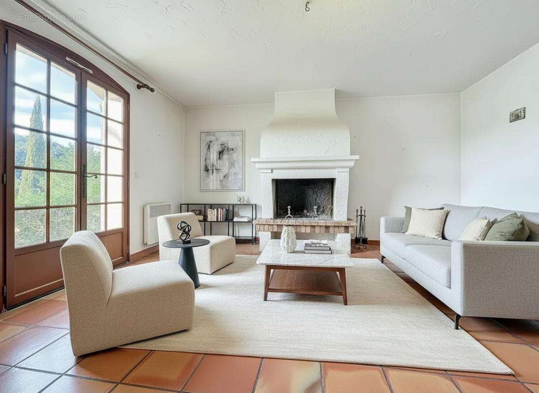 Maison à AURIBEAU-SUR-SIAGNE