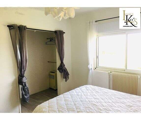 Maison à AMBARES-ET-LAGRAVE