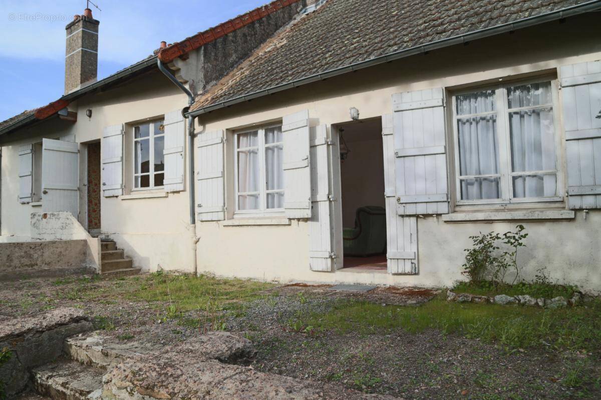 Maison à AUTUN