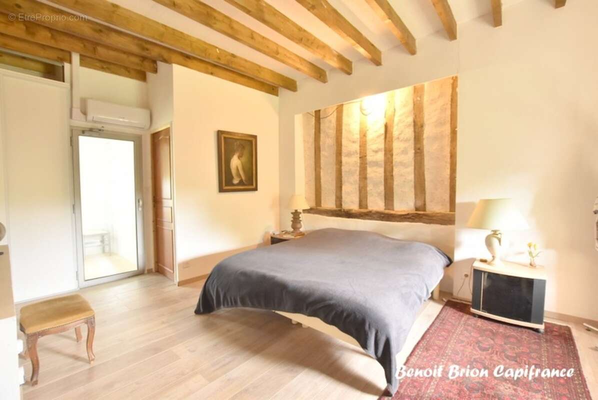 À vendre – Demeure historique en pierre d'environ 260 m² sur 2 hectares – Lapenty (50), à proximité de Saint-Hilaire-du-Harcouët - photo 13