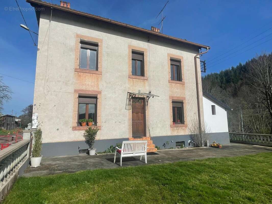 Photo 2 - Maison à POUXEUX