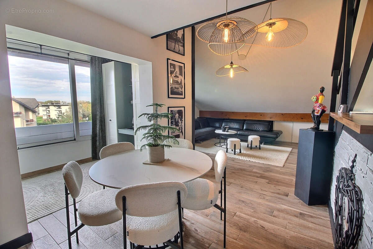 Appartement à DOUVAINE