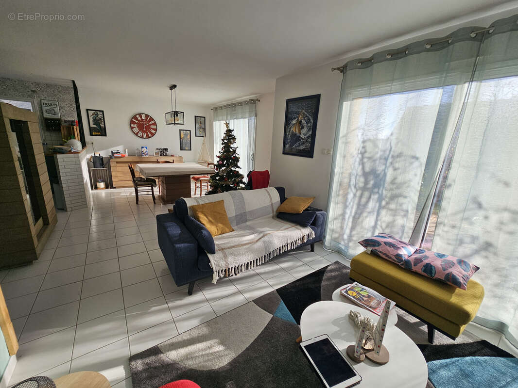 Maison à SAINT-EVARZEC