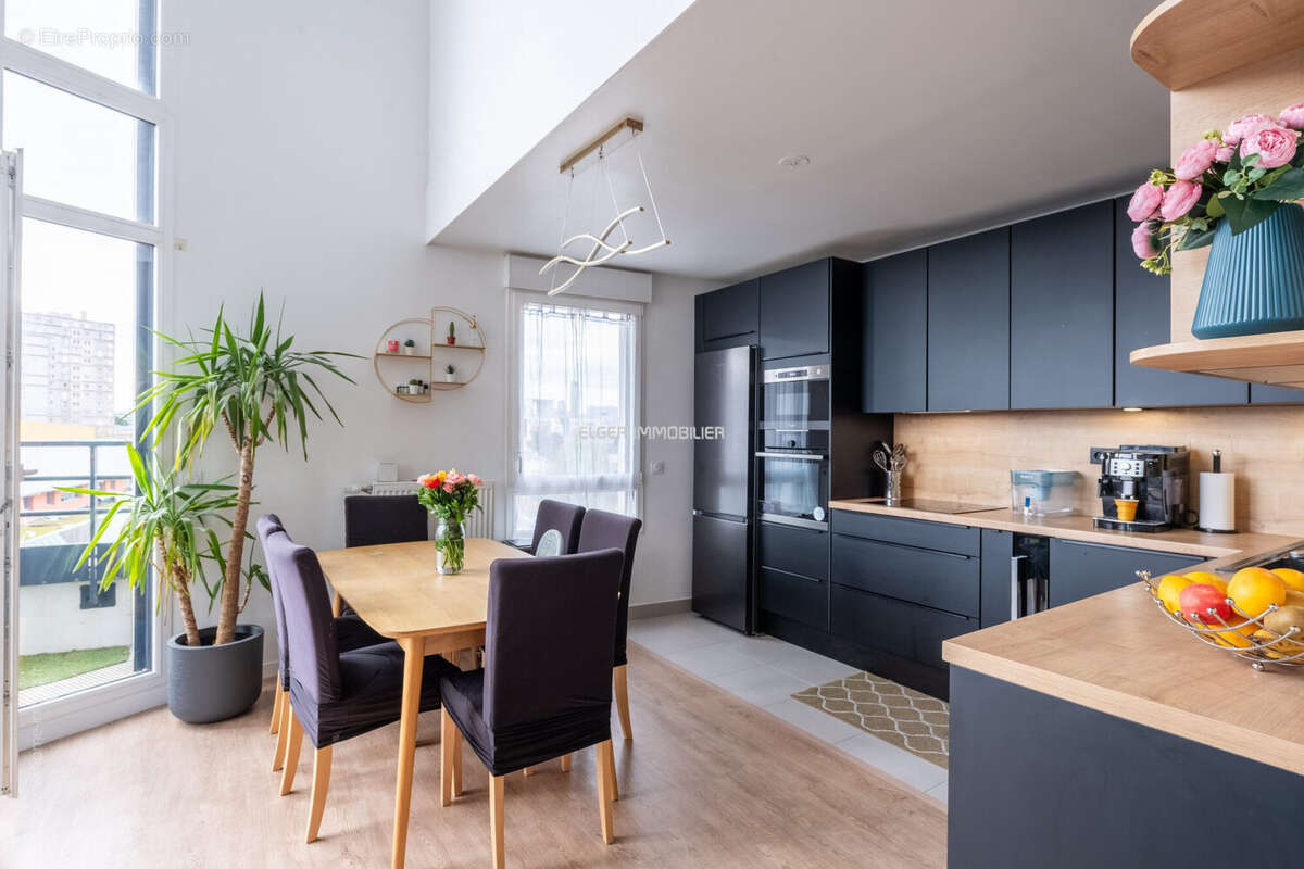 Appartement à COLOMBES