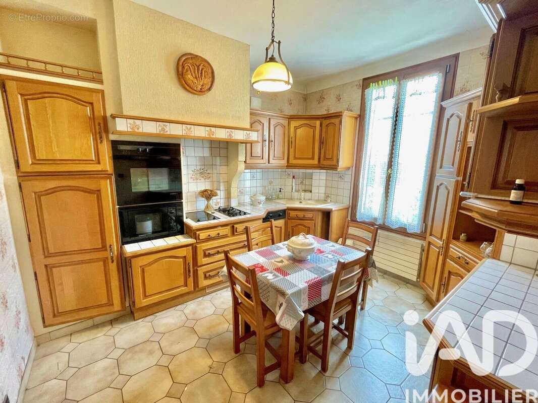 Photo 6 - Maison à VILLENEUVE-LE-ROI