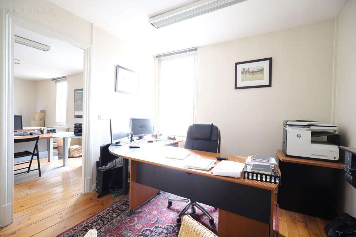 Appartement à LES MUREAUX