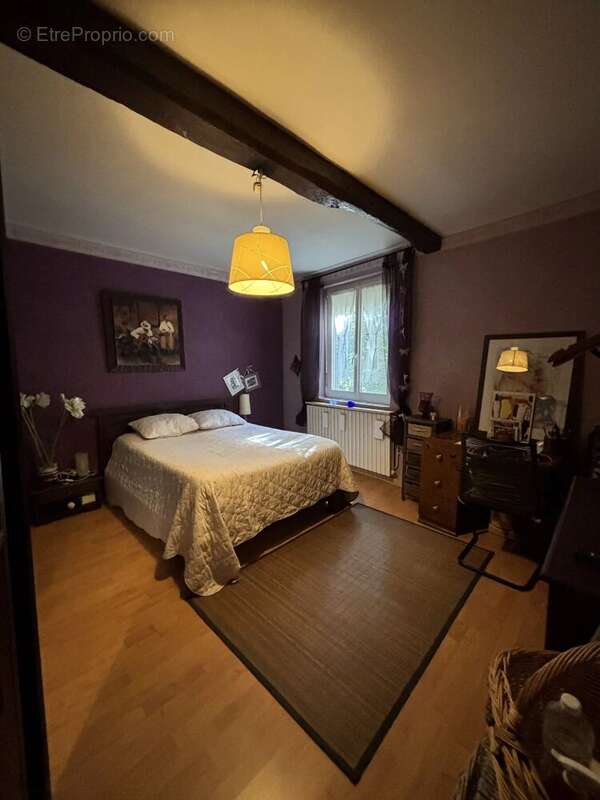 Charmante maison de plain-peid sur un terrain de 2 600 m²3 chambres,  à Gouzens - photo 8