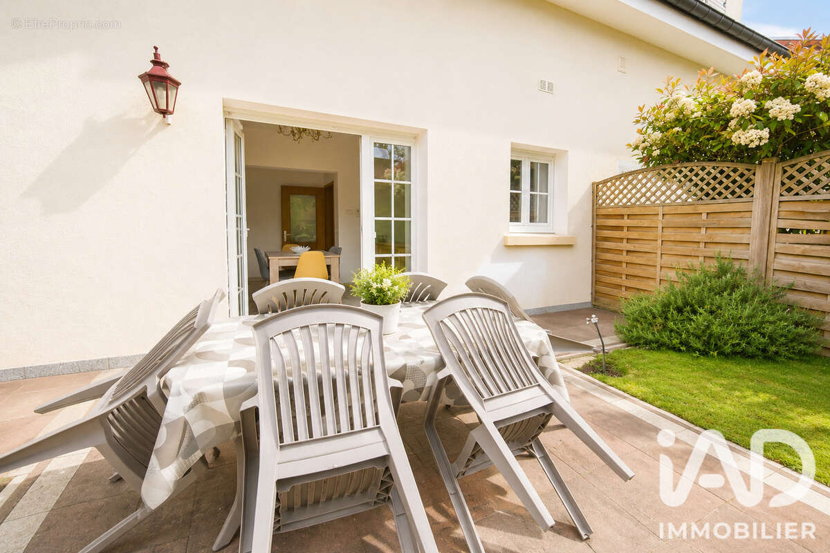 Photo 3 - Appartement à AUDUN-LE-TICHE