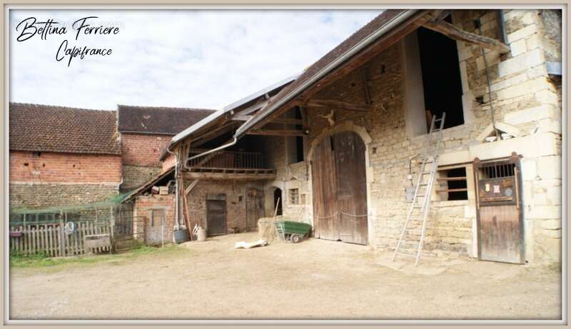 Maison à CORROMBLES