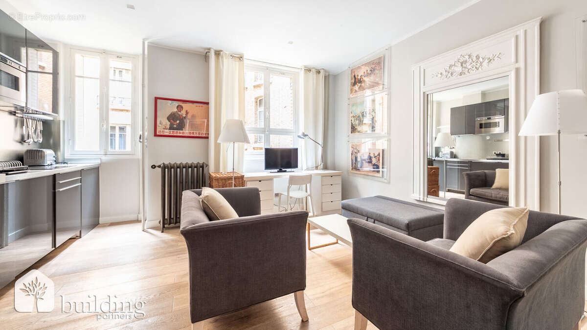 Appartement à PARIS-17E