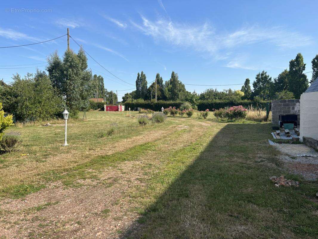 Maison à BEAUMESNIL