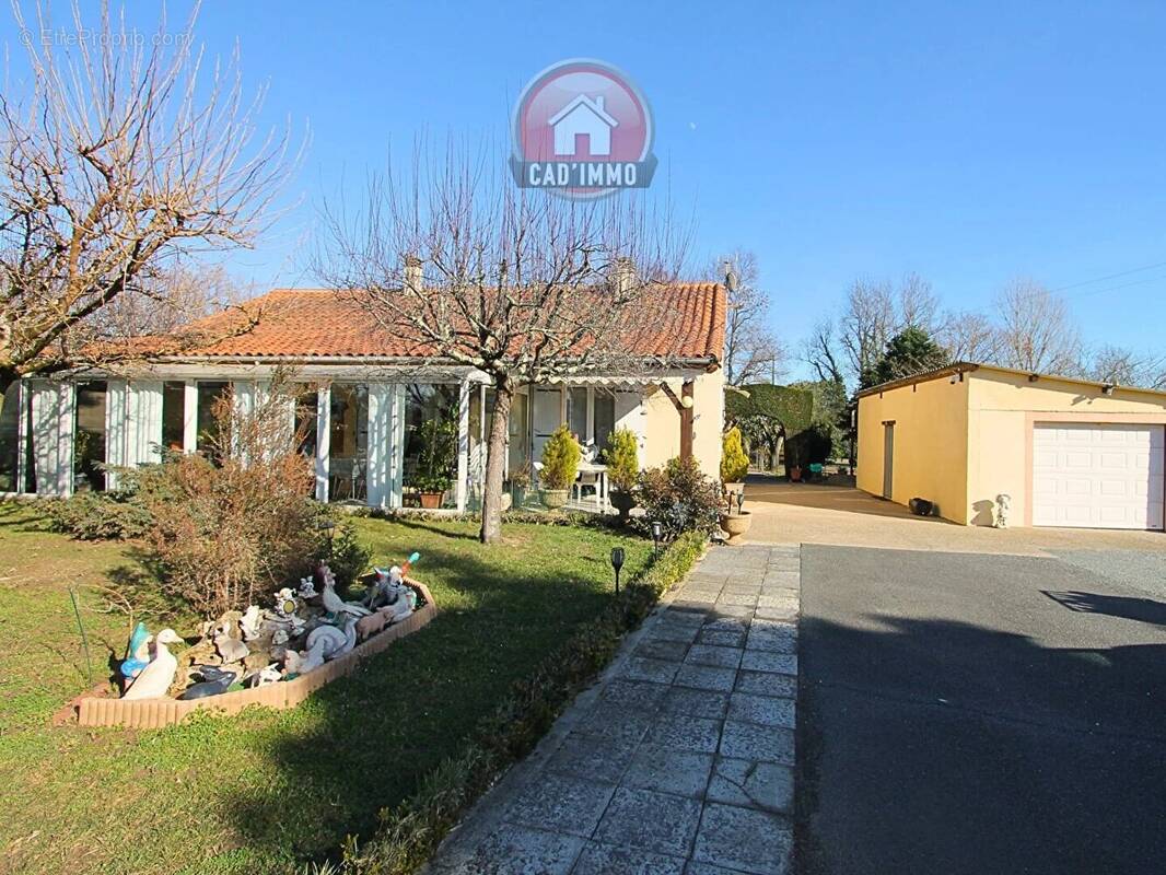 Maison à SAINT-PIERRE-D'EYRAUD