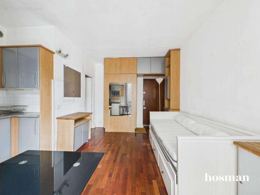 Appartement à PARIS-10E