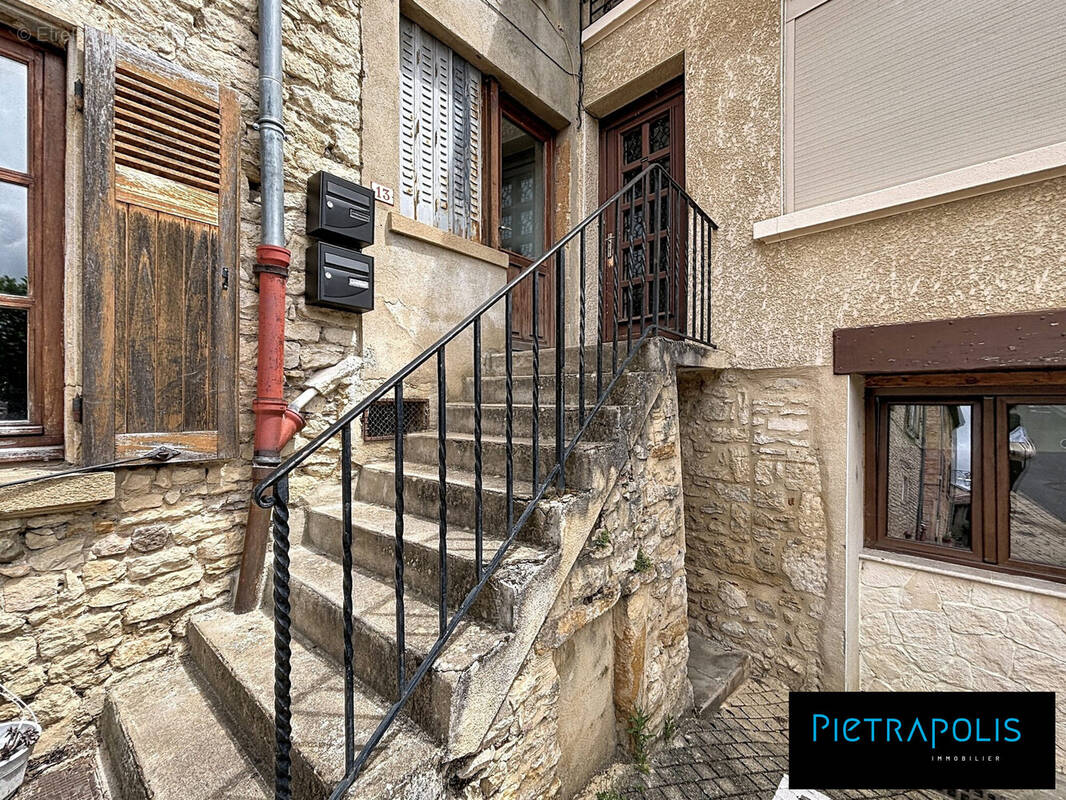 Appartement à CHAZAY-D'AZERGUES