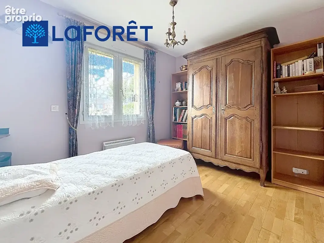 A VENDRE- Maison Malguenac 5 pièce(s) 115 m2 - photo 5