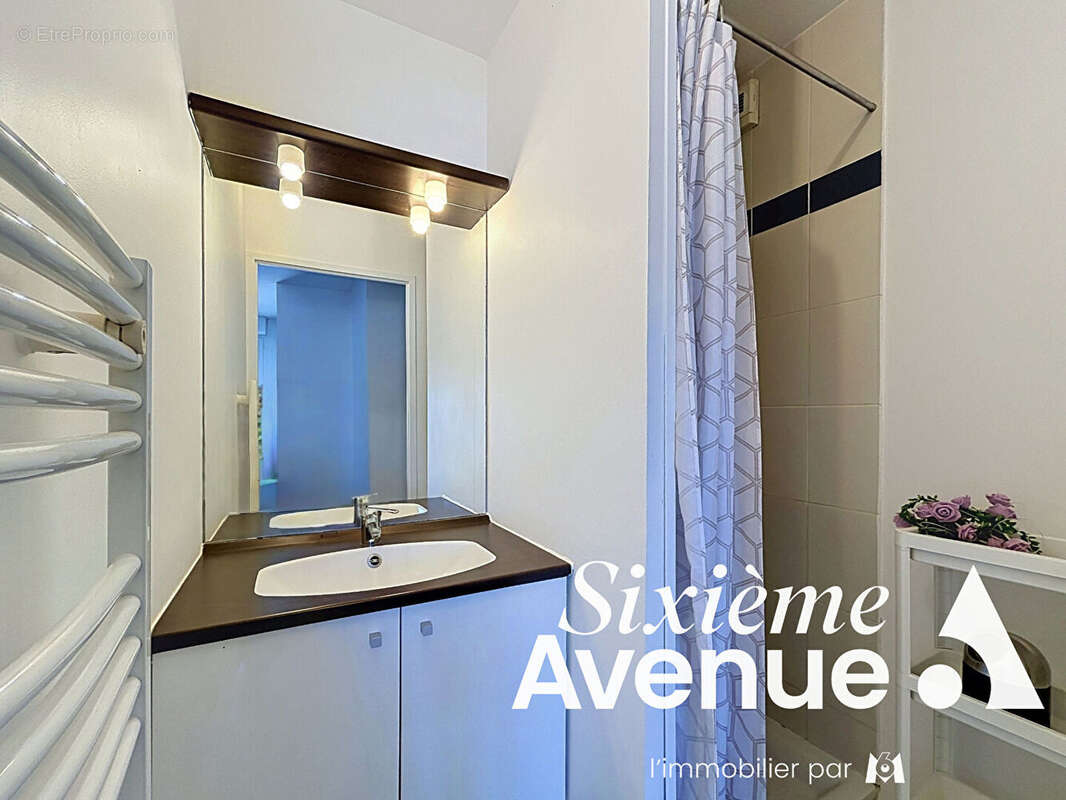 Appartement à VENISSIEUX