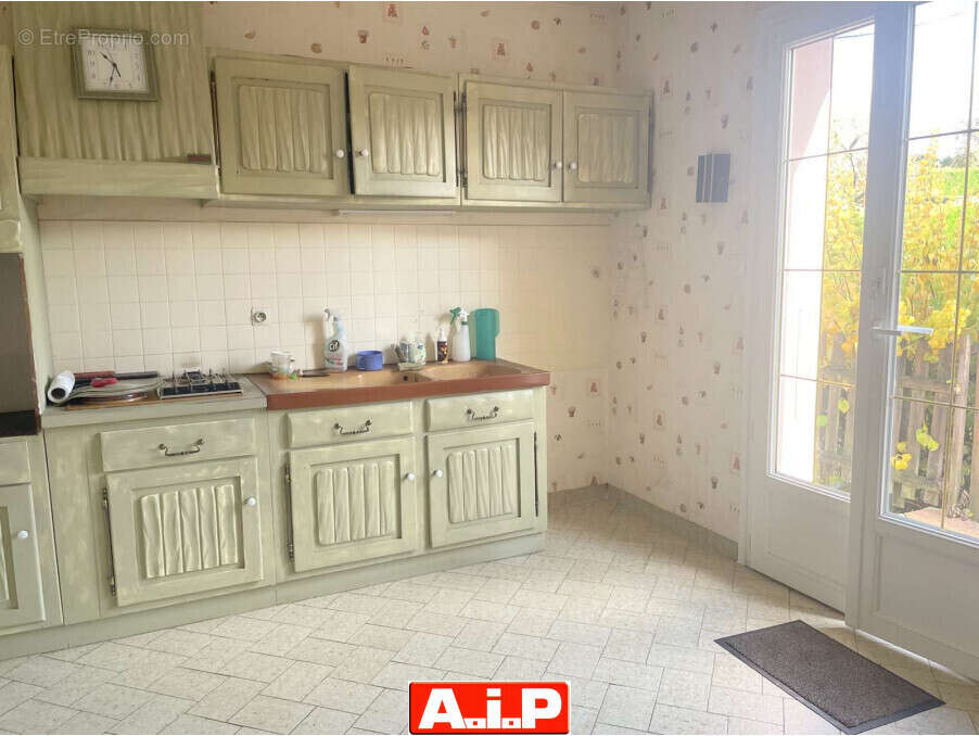 Maison à LA TARDIERE