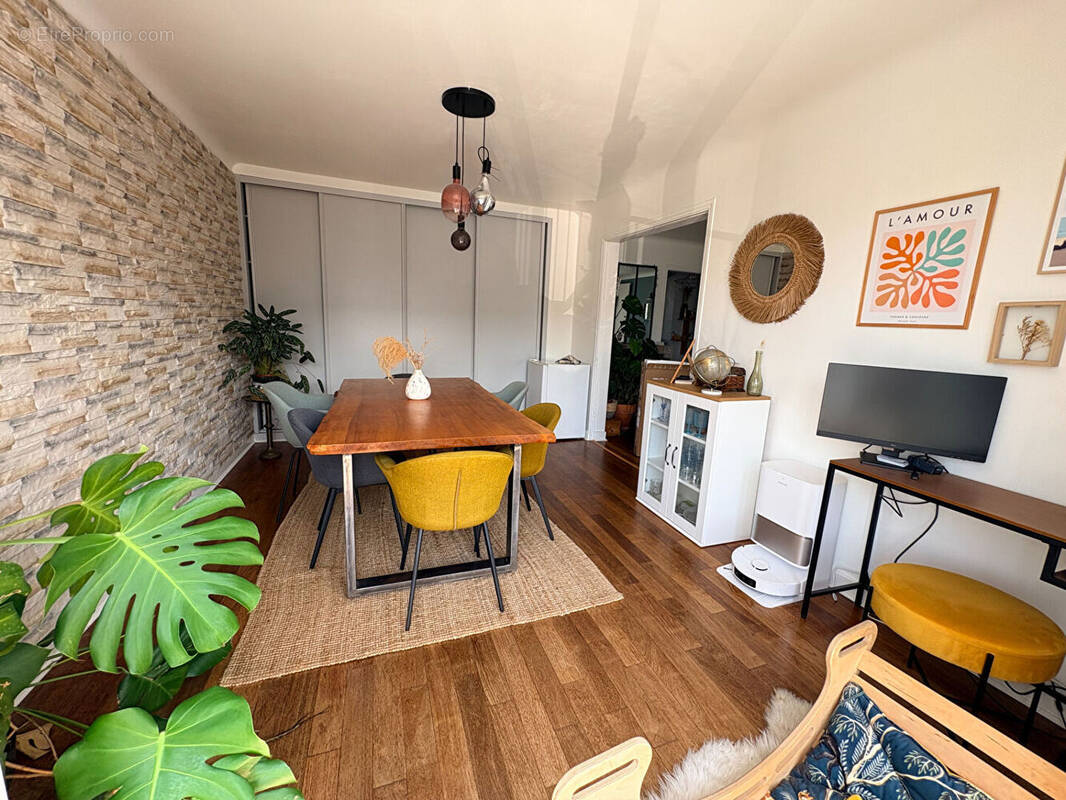 Appartement à REZE
