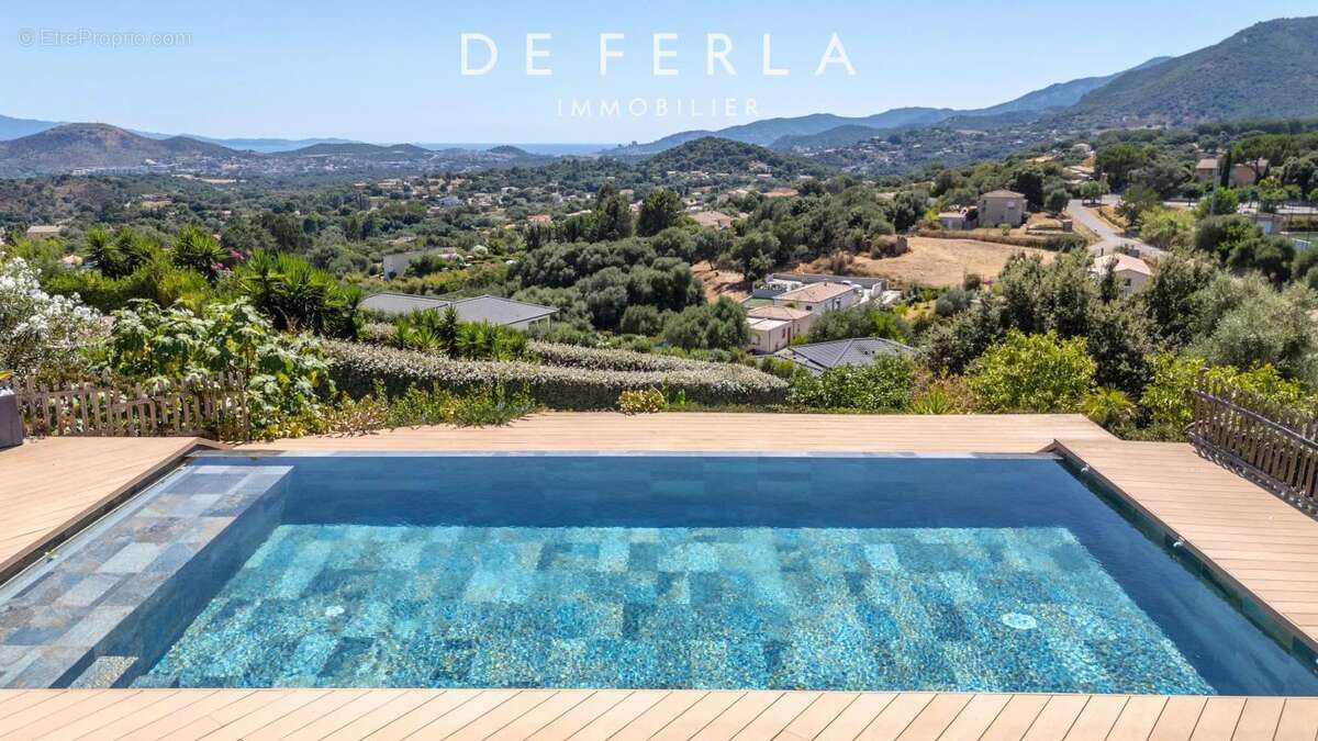 Villa avec piscine et vue panoramique sur Afar - photo 6