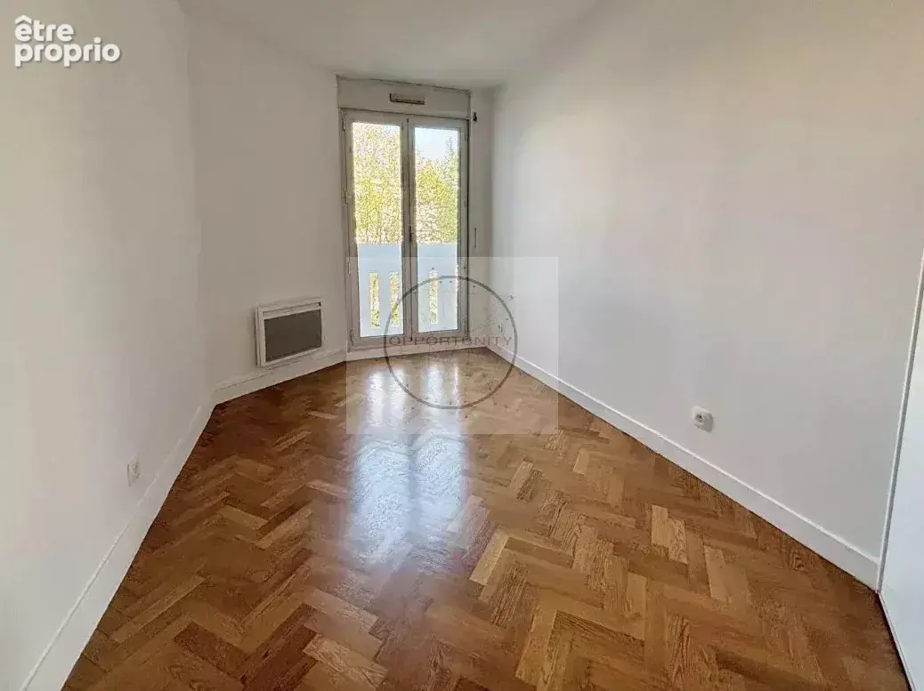 Appartement 82 m² à Saint-Mande  - photo 5