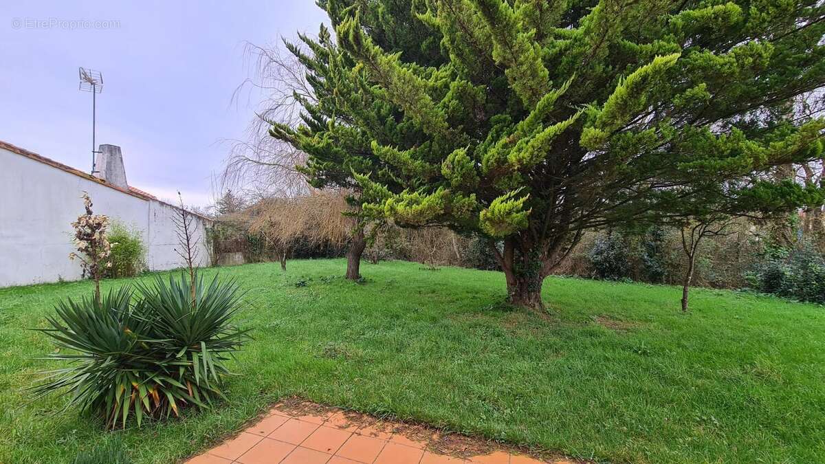 Photo 2 - Maison à LE PERRIER