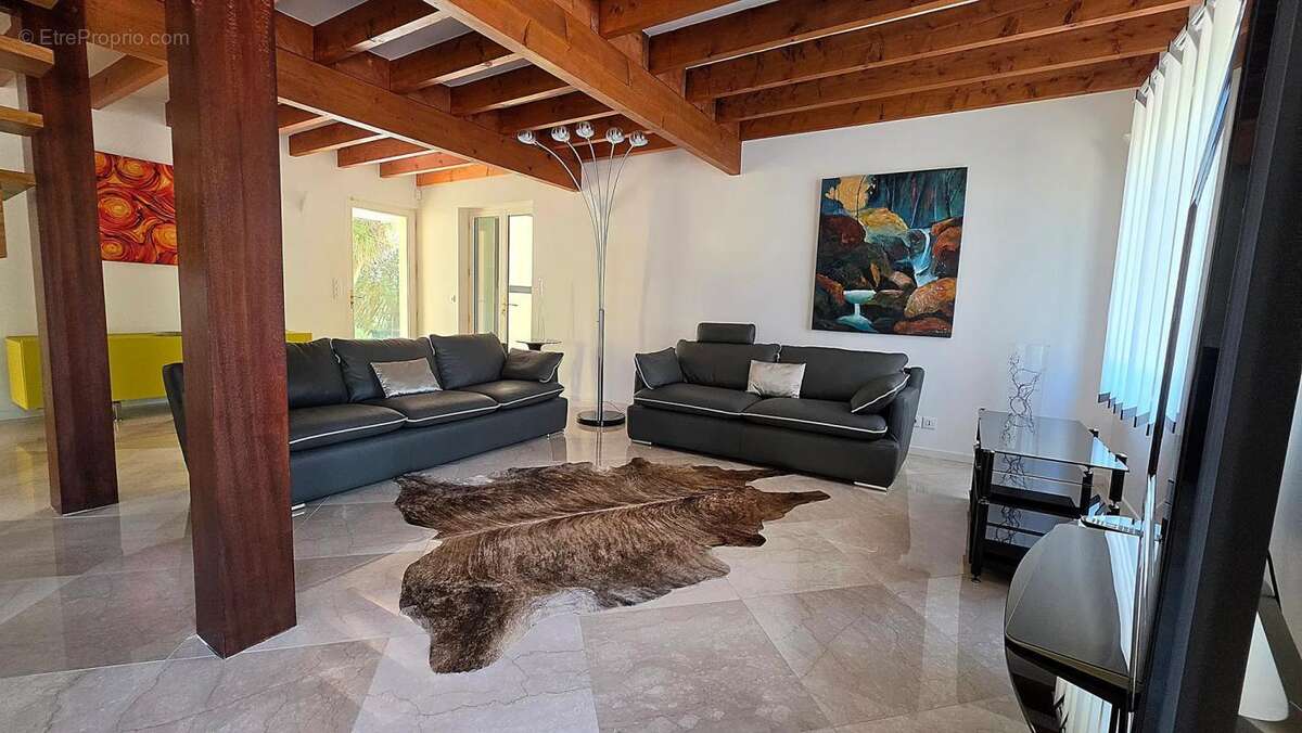 Maison authentique et contemporaine avec piscine et garage 167m2 - photo 4